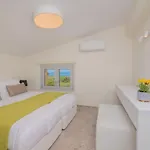 Kaletzia Villa *